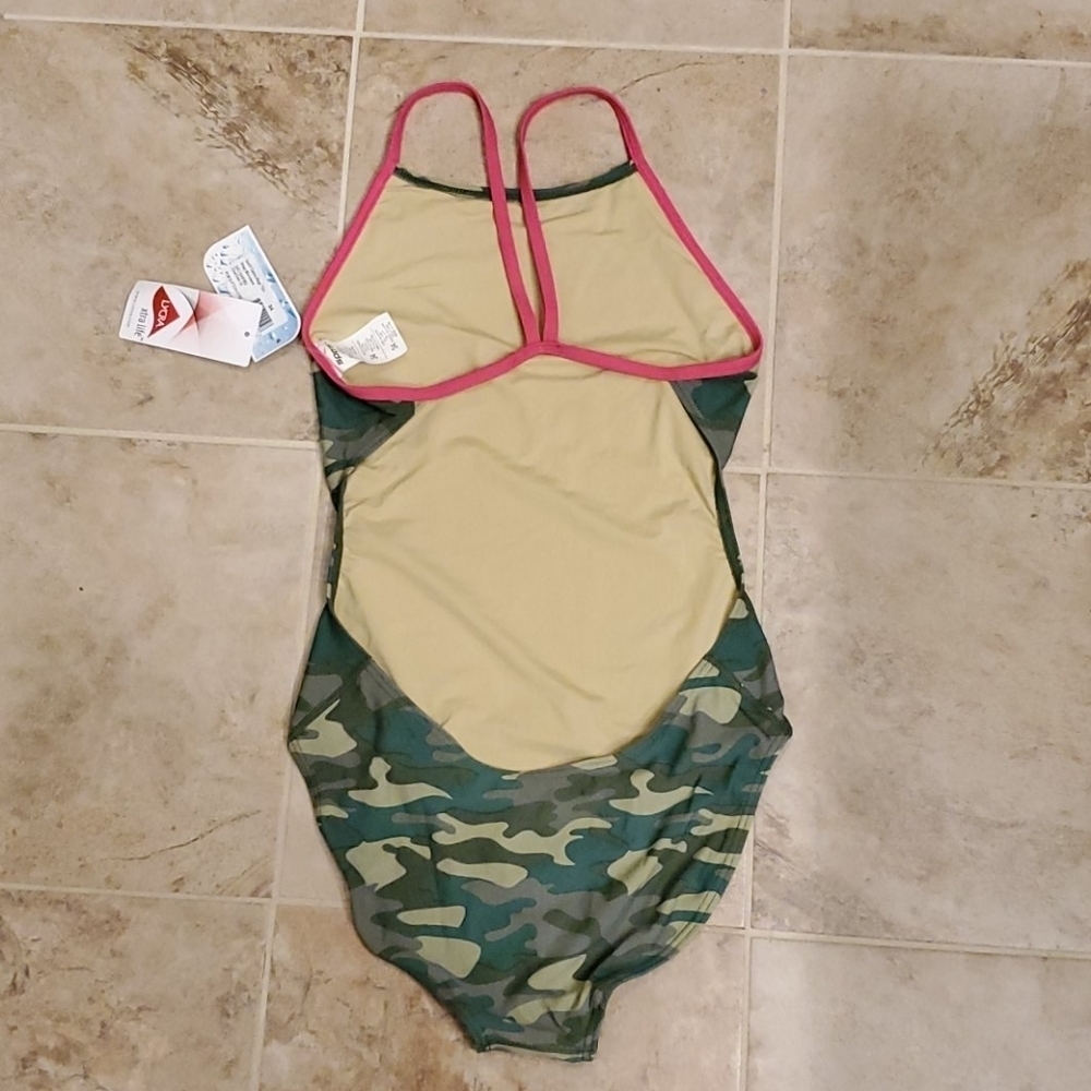 NWT sporti microback camouflage one piece - Picture 4 of 6